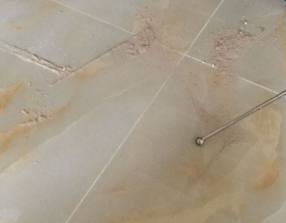 振安瓷砖空鼓维修公司分享粘合剂选择不当在瓷砖铺贴过程中可能导致以下问题